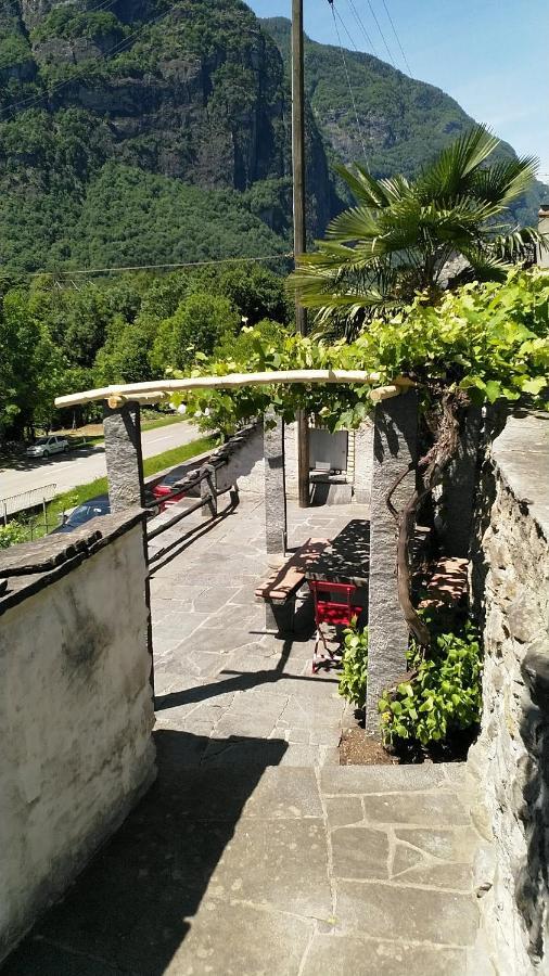 Residenza Americana Someo Luaran gambar